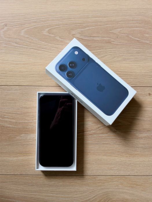 Apple iPhone 17 Pro 256GB Deep Blue