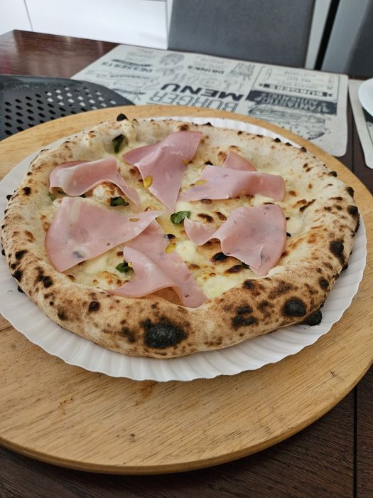 Pizza z pieca na Twoim przyjeciu Live cooking catering