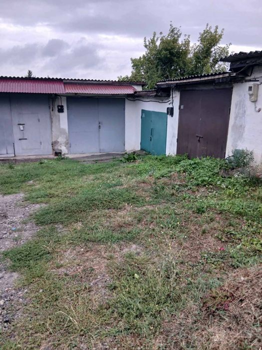 Продаж гаражу з ямою