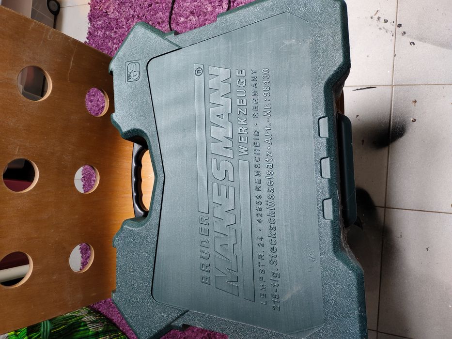 Caixa ferramentas Alemã