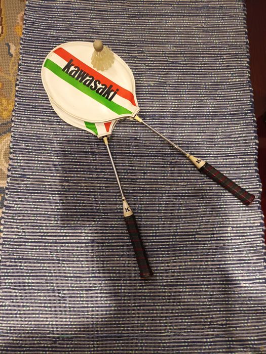 Par de raquetes em madeira vintage para badminton
