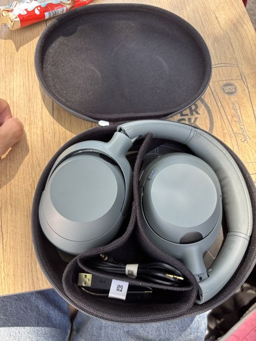 Sony ULT WEAR como novos (5 meses de uso)
