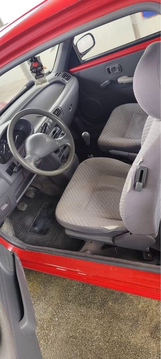 Nissan micra 1.0 1995 — photo 5
