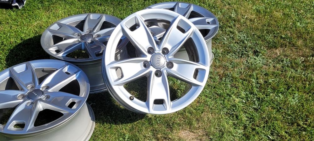 17" Audi 5x112 A3 Golf Skoda Volkswagen Seat Oryginalne