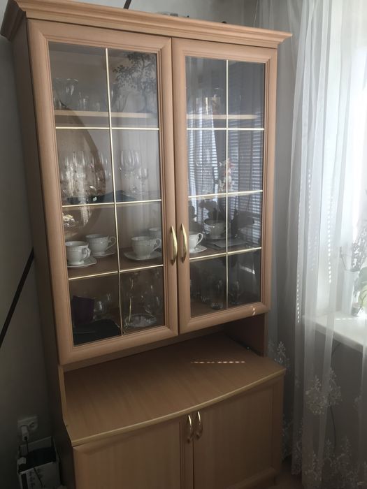 Пробам вітрину у відмінному стані