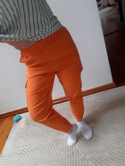 Spodnie na gumce  cargo joggery bojówki Moda włoska S