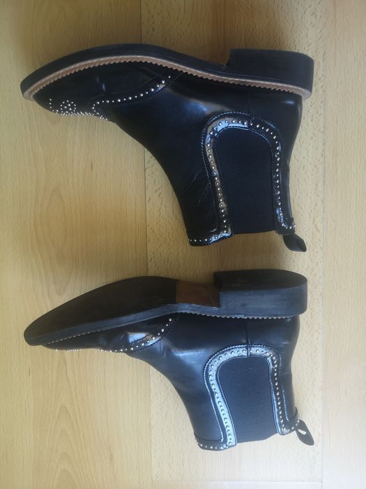 Botins Zara com tachas
