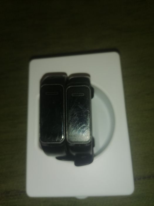 2 opaski huawei band 4