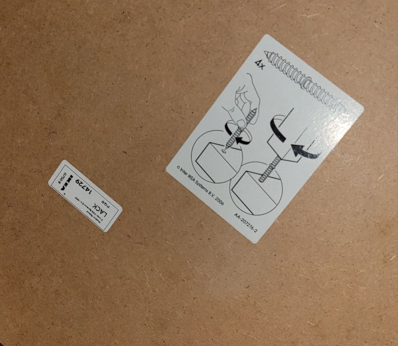 Mesa de centro ikea - Lack vermelho