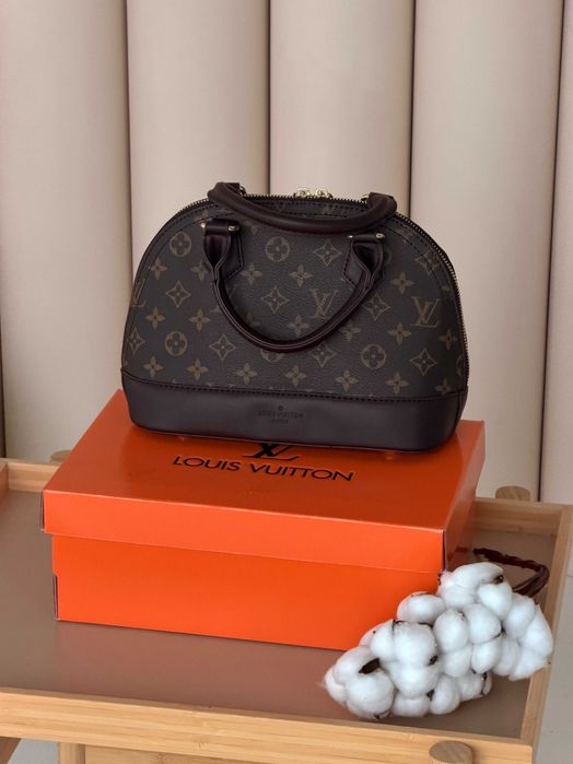 Женская сумка Louis Vuitton Alma BB через плече Луи Виттон Альма