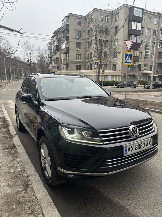 Продам  власний автомобіль WV Touareg