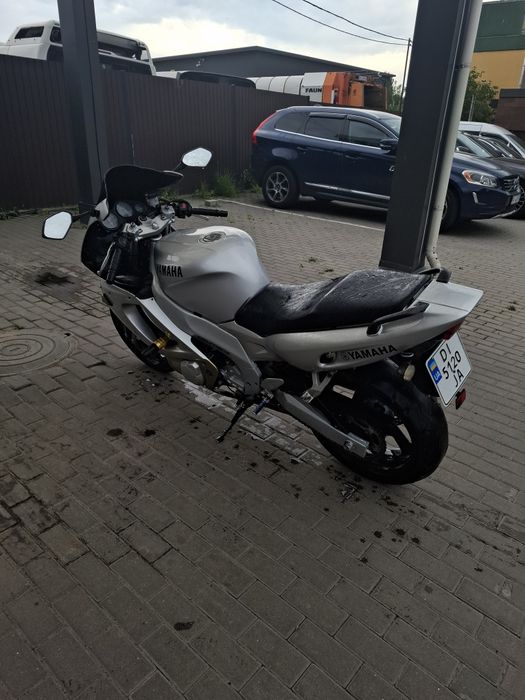 Yamaha YZF 600 R