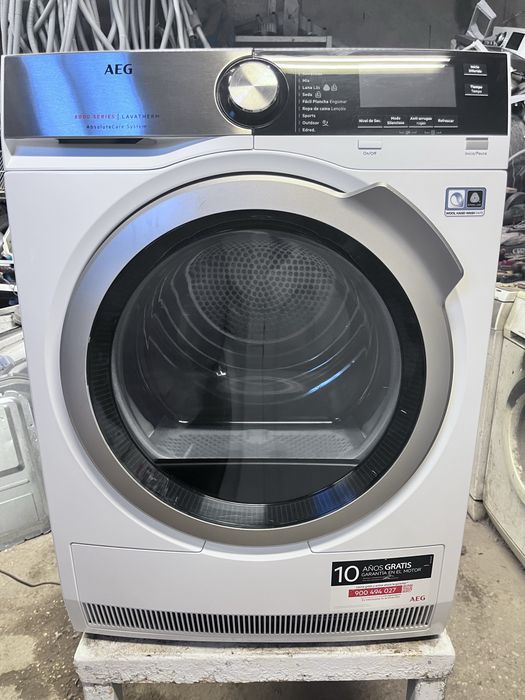 Maquina de secar roupa AEG 8kg
