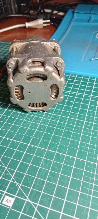 Електродвигун кд-3.5А-у4 від магнітофона дайна