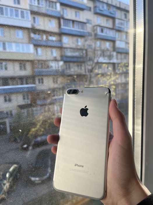 Iphone 7 plus.