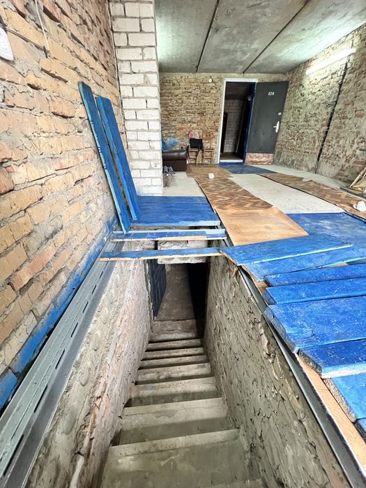 ПРОДАМ шикарний капітальний ГАРАЖ кооп. Автомобіліст біля ЖК АНДОРА та ОНІКС 10000$