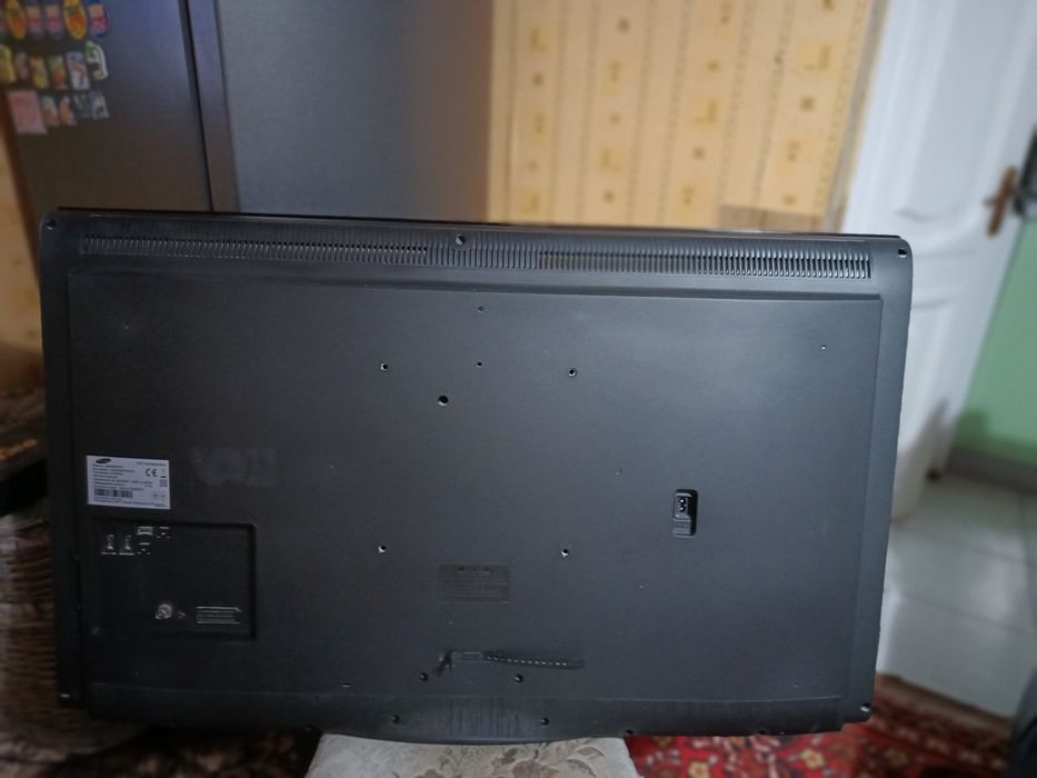 Продам телевизор SAMSUNG