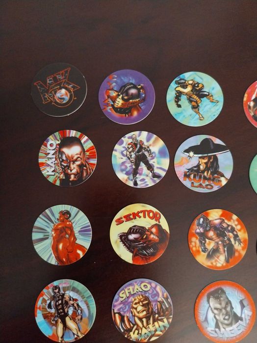 Lote 37 Dunkin Super Caps, Tazos