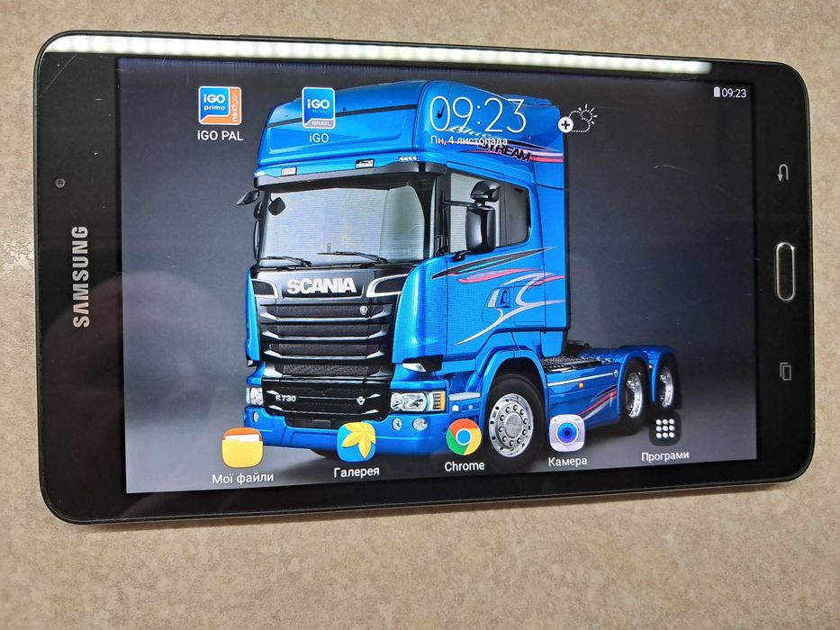 Грузовий GPS навігатор Samsung 7". Карти 2026р!