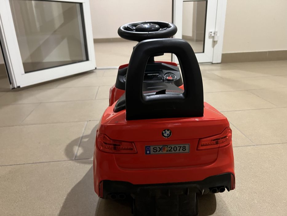Толокар BMW машинка