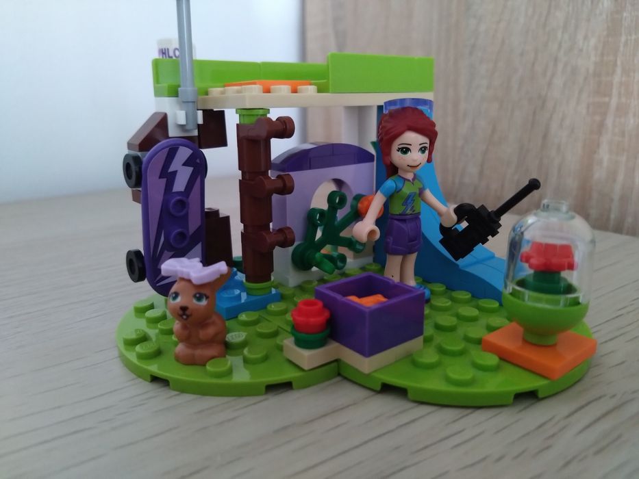 Lego Friends 41327, sypialnia Mii