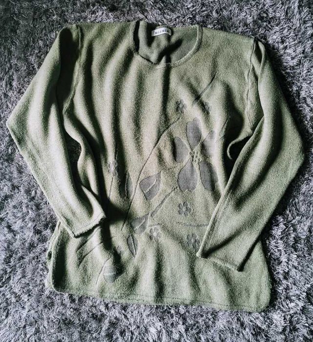 Bluzka sweterkowa rozmiar plus size uniwersalny stan idealny