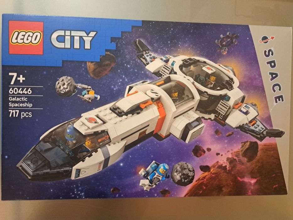 zestaw LEGO CITY nr 60446 - Modułowy galaktyczny statek kosmiczny