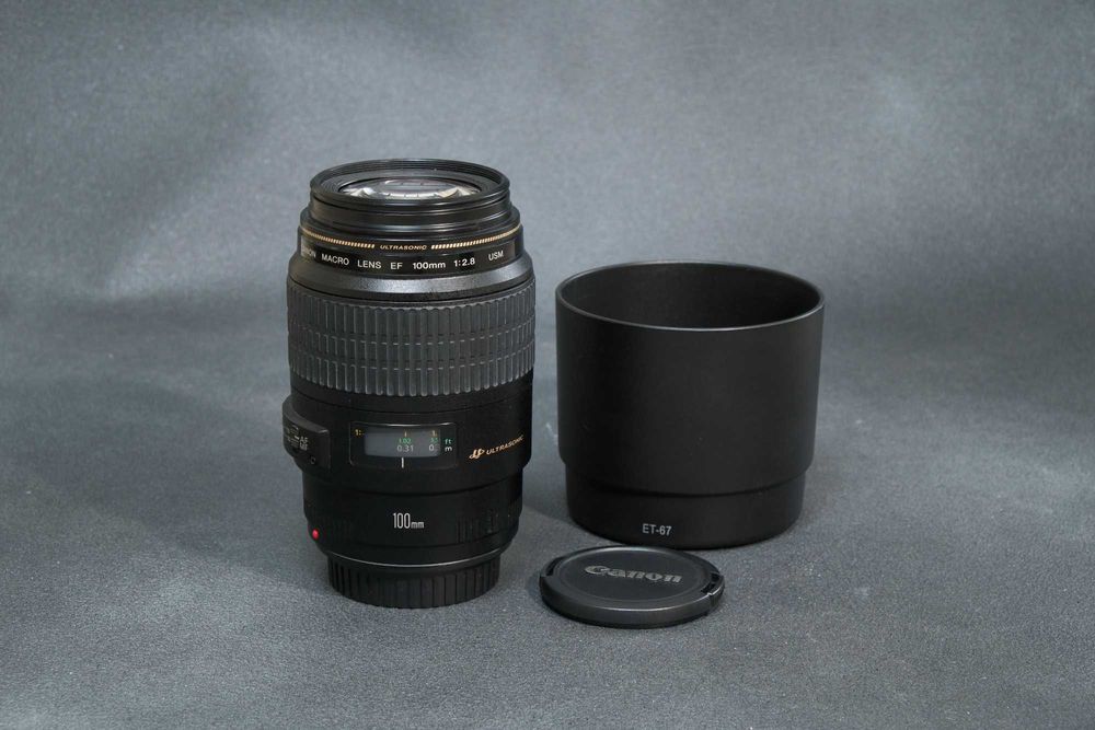 Canon EF 100mm f/2.8 USM Macro