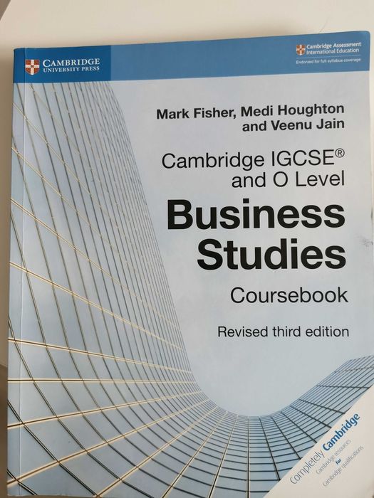 Livros Cambridge Maths, Geography, Business Studies (como novos)