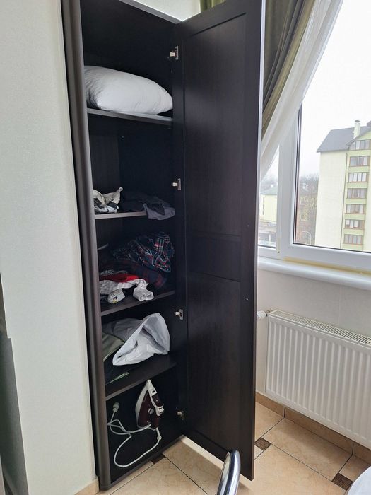 шафа    пінал шкаф