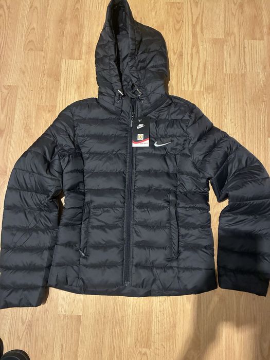 Sprzedam kurtke nike