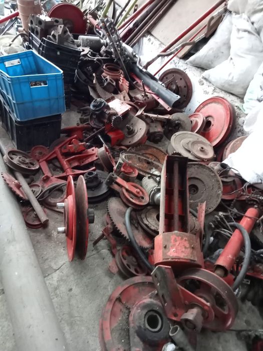 Części do kombajnu Massey Ferguson 520,5300