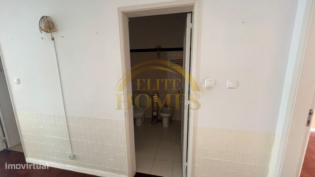 Apartamento T2 em Oeiras.