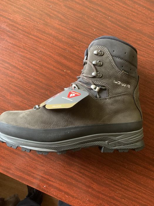 Чоловічі тактичні черевики LOWA Tibet Superwarm GTX Vibram Artic Grip