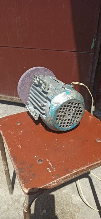 Точило, наждак электрическое.