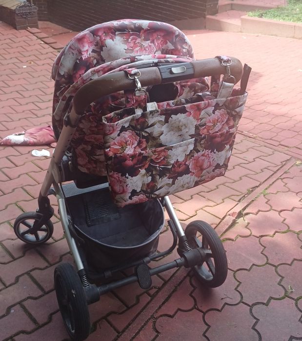 Spacerówka cybex dla dziewczynki