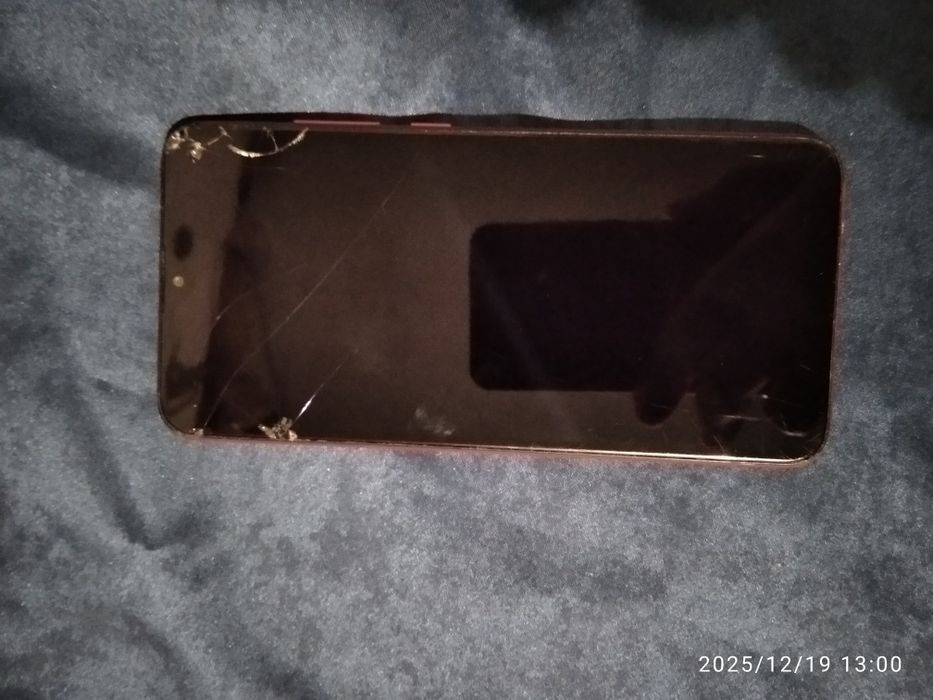 Телефон смартфон Xiaomi Redmi 8a 2/32