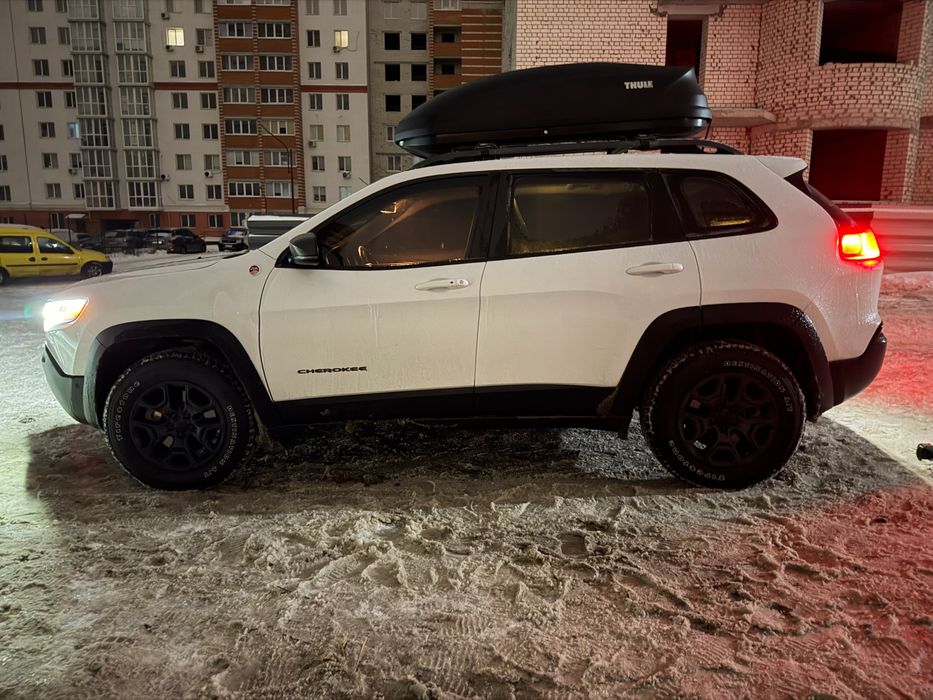 Поперечини для американських авто Thule