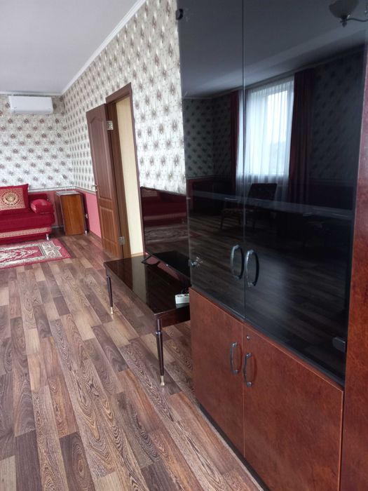 Оренда сучасного, затишного будинку в Полтаві.