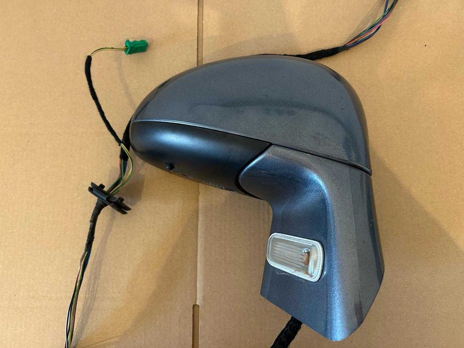 Lusterko prawe 10 pin Citroen C4 lakier EZW