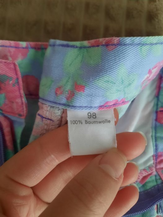 Дитячі штани / шорти для дівчинки