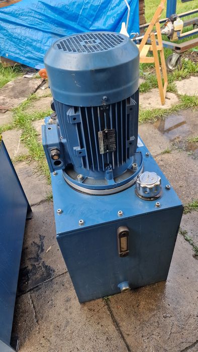 Pompa hydrauliczna agregat 7.5 Kw mocny  15.5l/min
