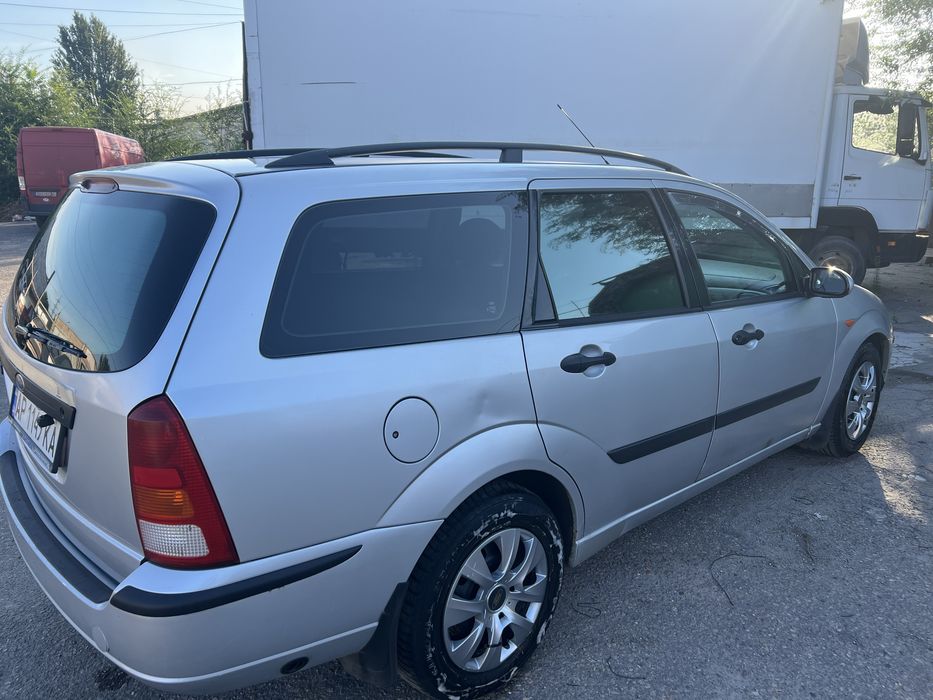 Ford focus универсал 1.6