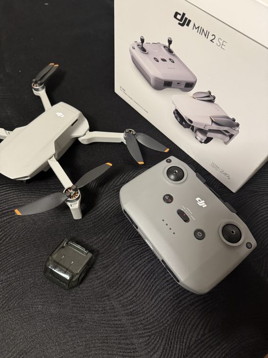 DJI Mini 2 SE + Extras