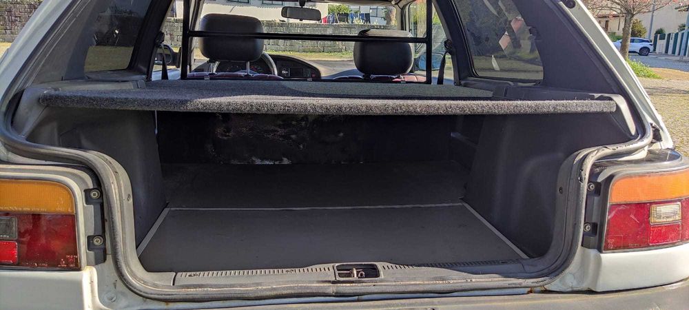 Toyota Corolla, carro robusto.