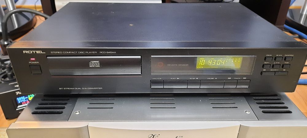 Rotel rcd 945ax świetny odtwarzacz