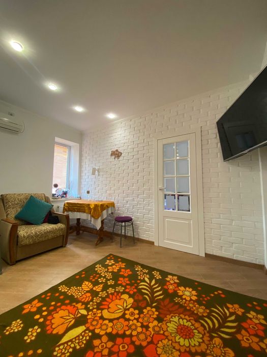 Простора укомплектована квартира в найкращій локації! DI