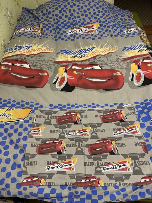 Плед, постіль, покривало Тачки Молнія Маквін