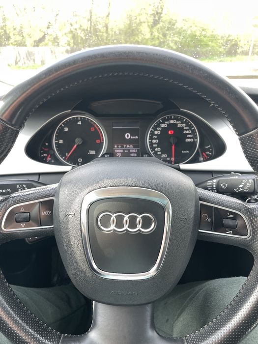 Audi A4 B8 2.0 TDi (170к.с)
