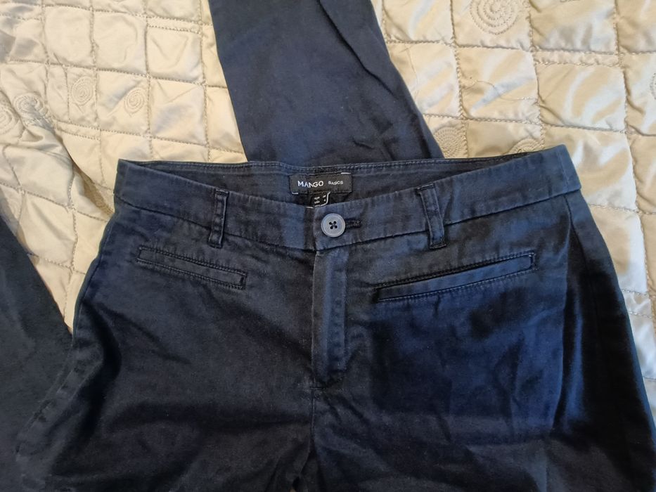 Spodnie czarne Mango